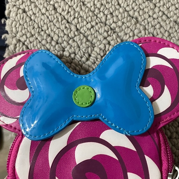 Minnie Mouse Pink Coin Bag - Picture 5 of 5
